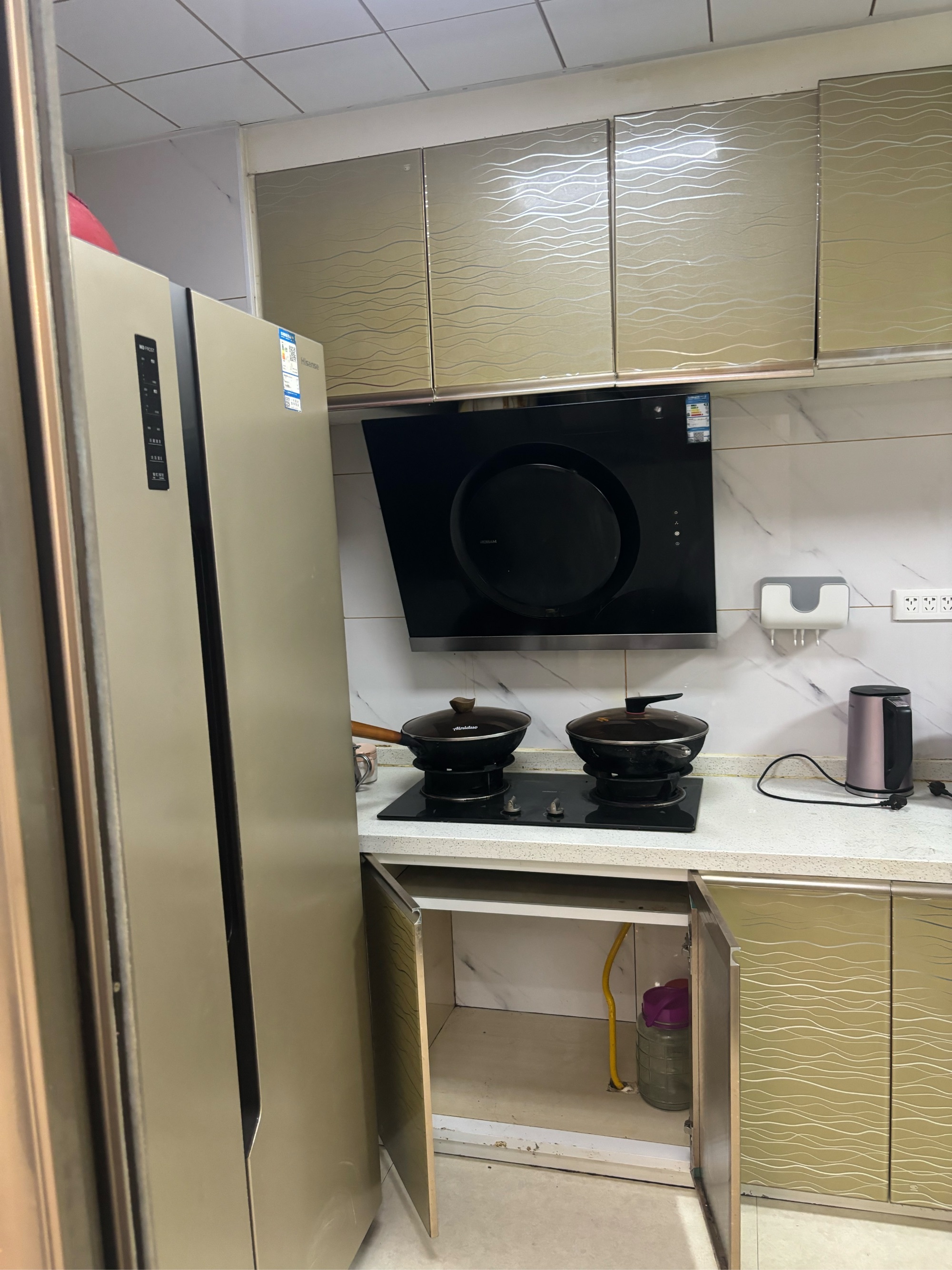 高铁站新岭地·108平方·三房两厅·户型好·周边配套齐全