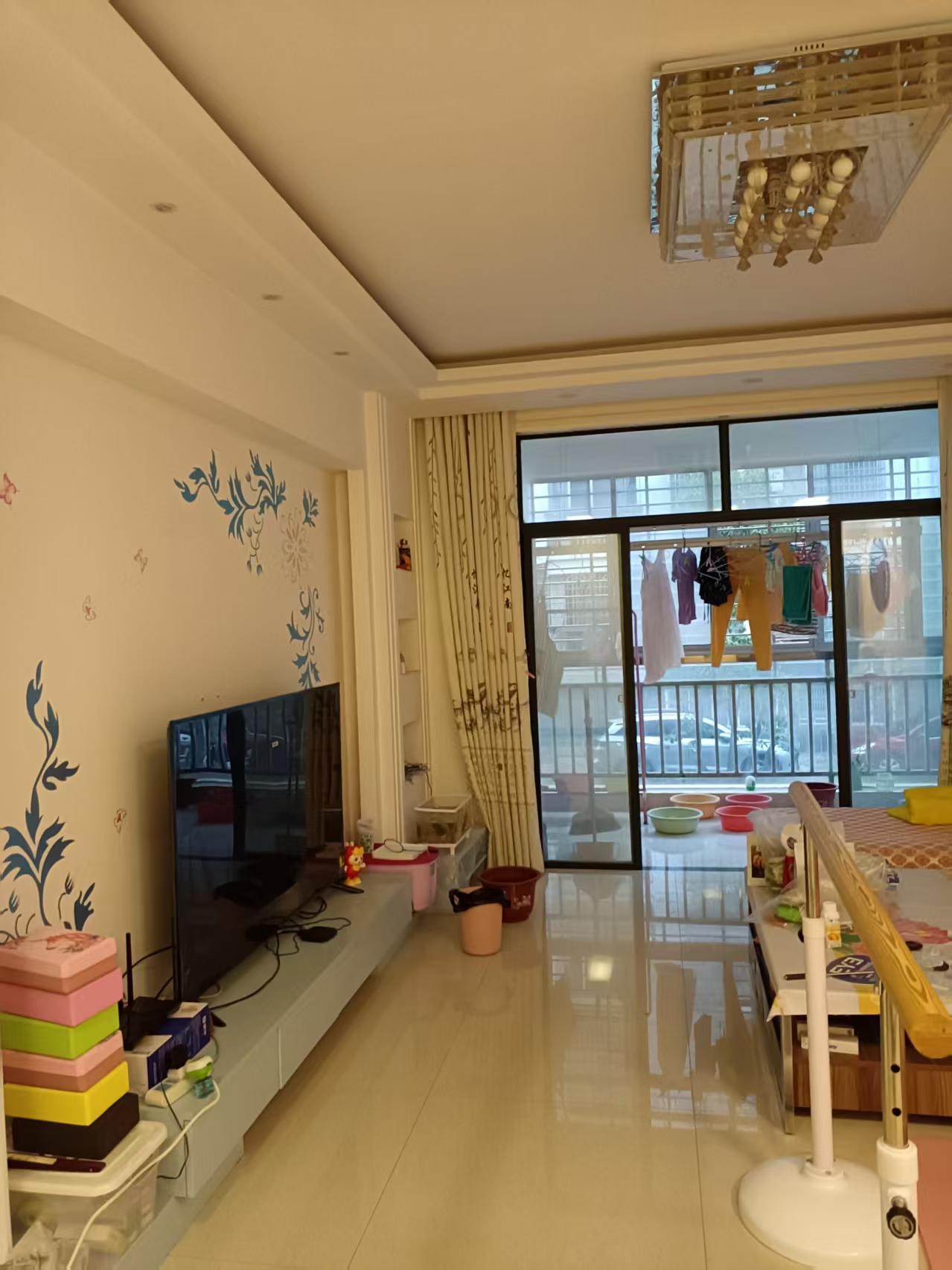 永邦欧洲城·步梯三楼·精装修三室两厅·出租1500/月
