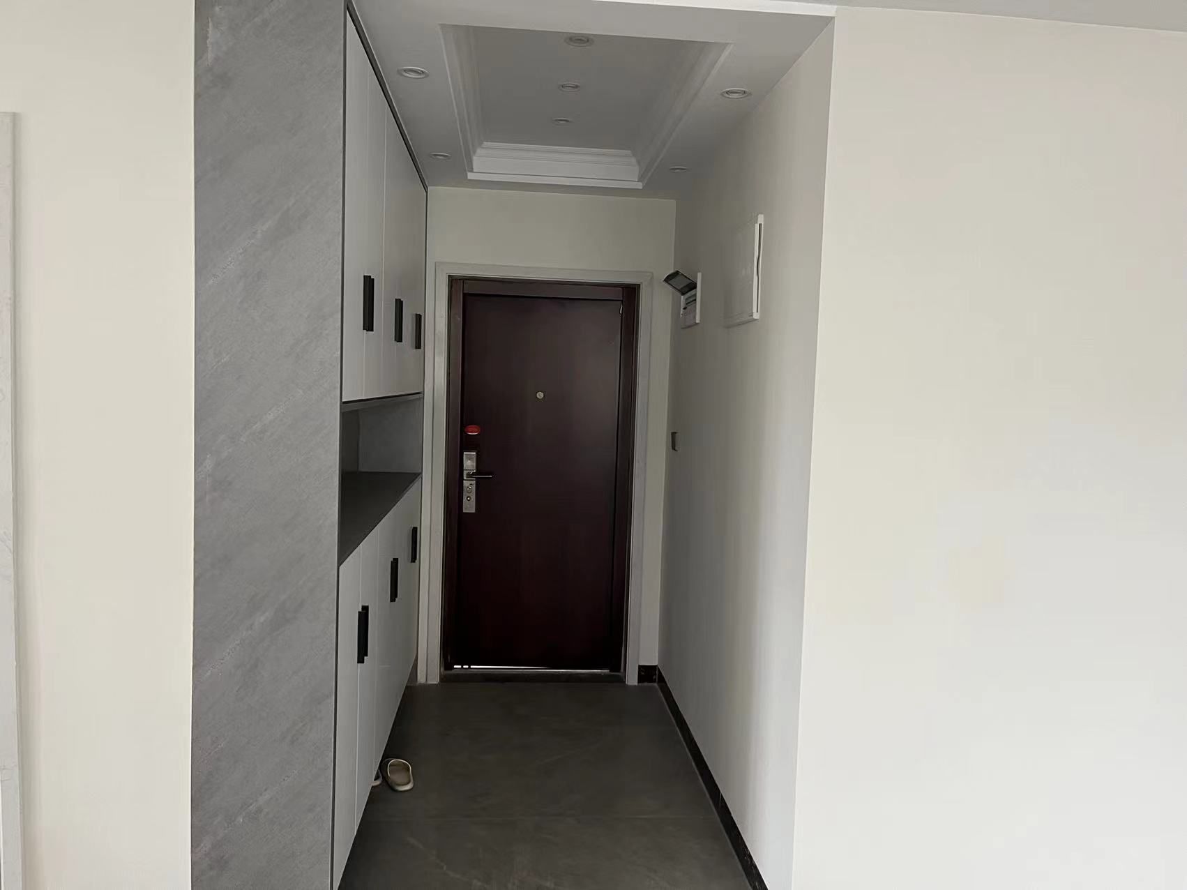 赤壁润园3室2厅精装好房南北通透拎包入住。价格39.8