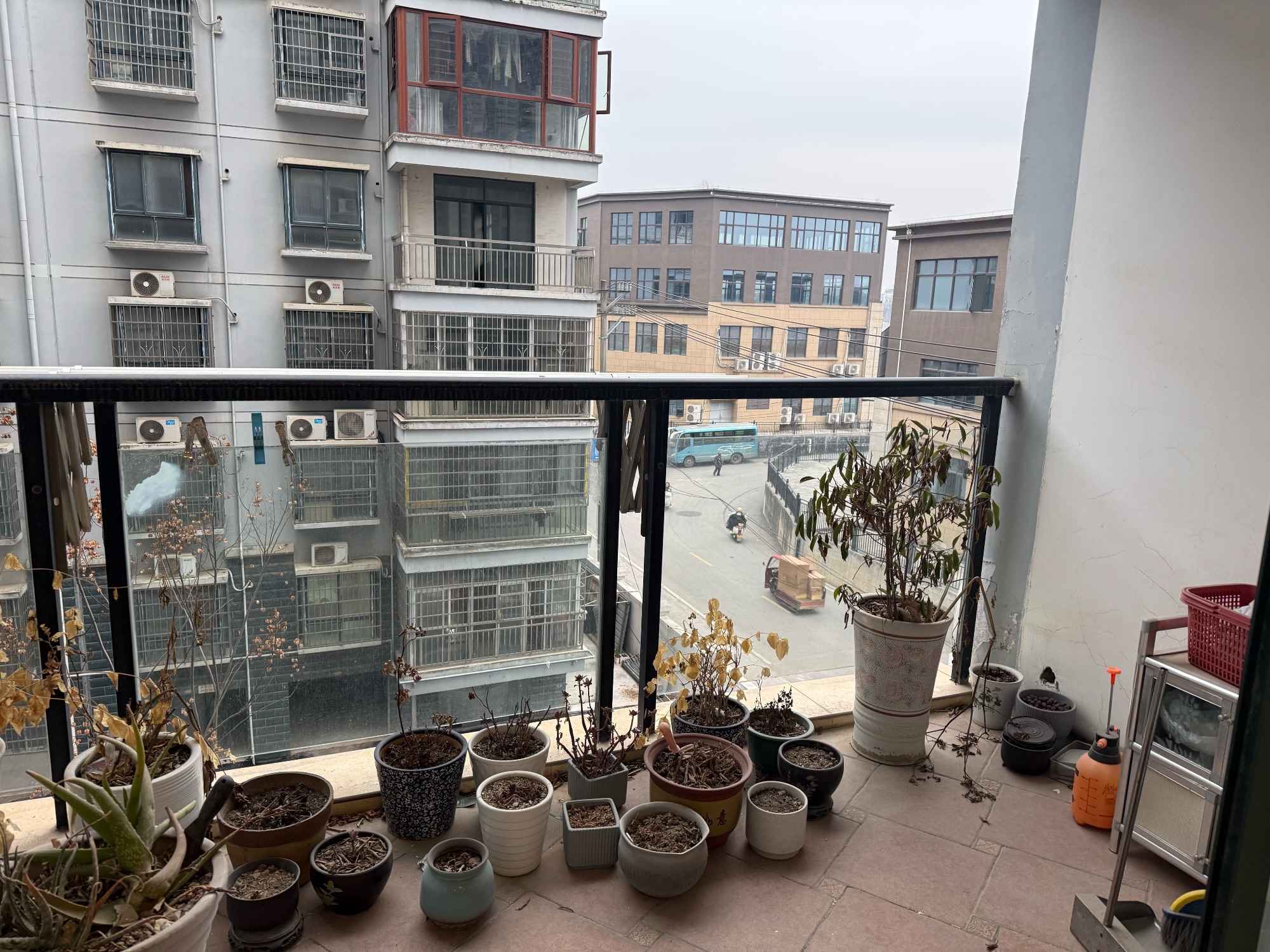 永邦欧洲城·小高层·138平·外滩一墙之隔·只卖毛坯价46万