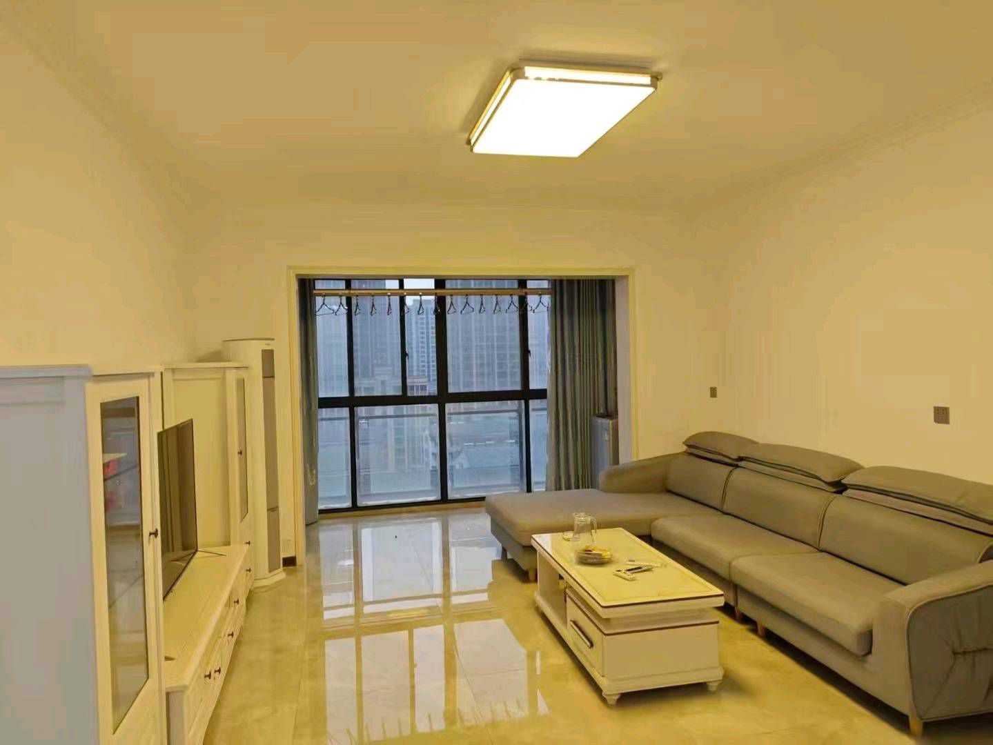 丰业盛世一期·带装修带家私家电·卖58万