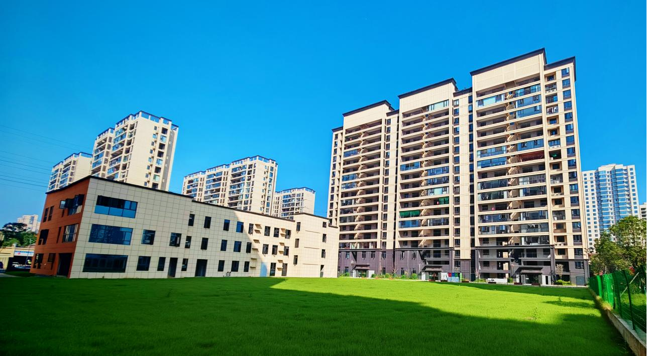 公园里·学府二期，归心之处有光华，敬献荣登赤壁人