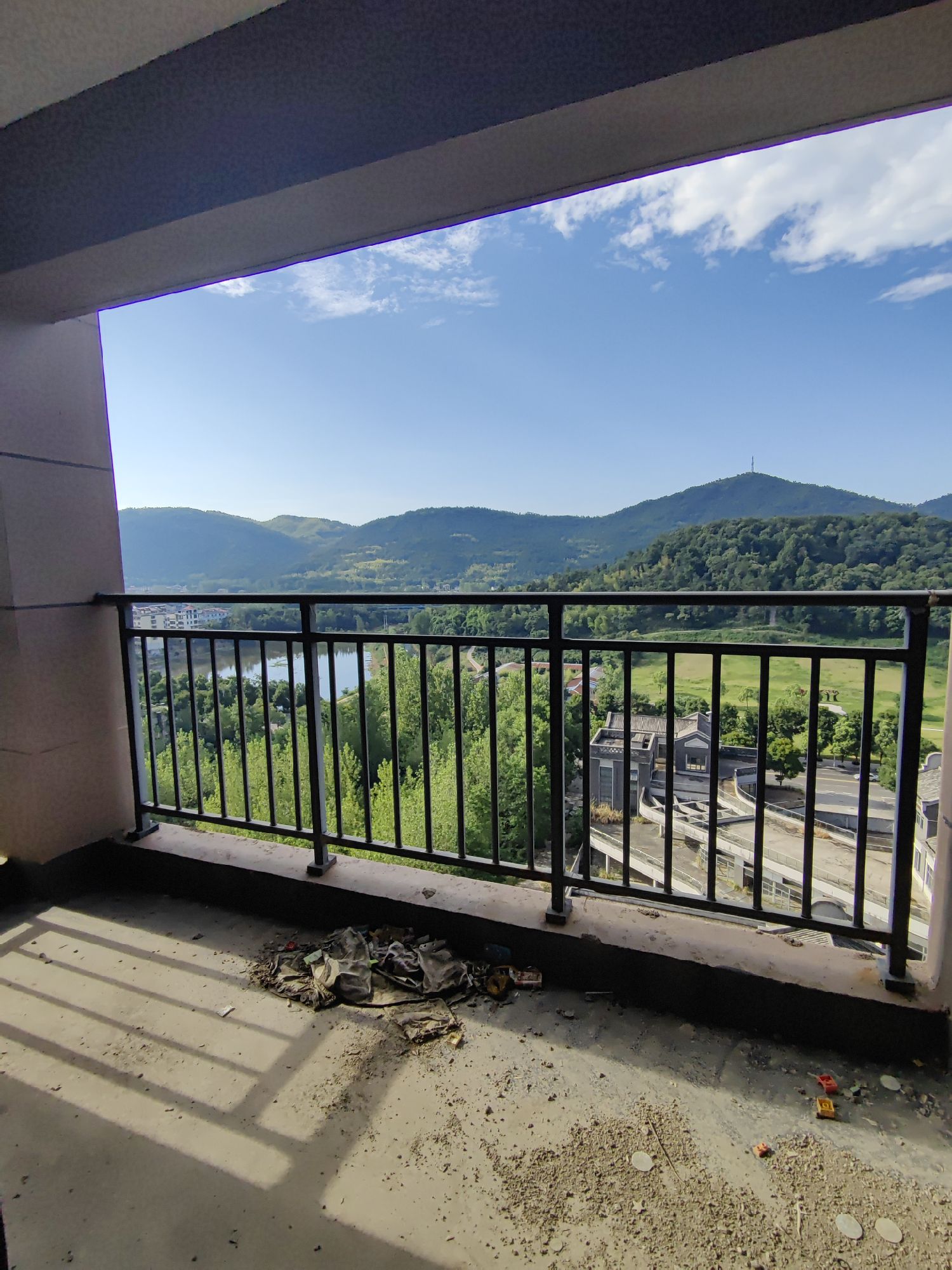 赤壁印象5号公馆·稀缺两室两厅·毛坯房35万