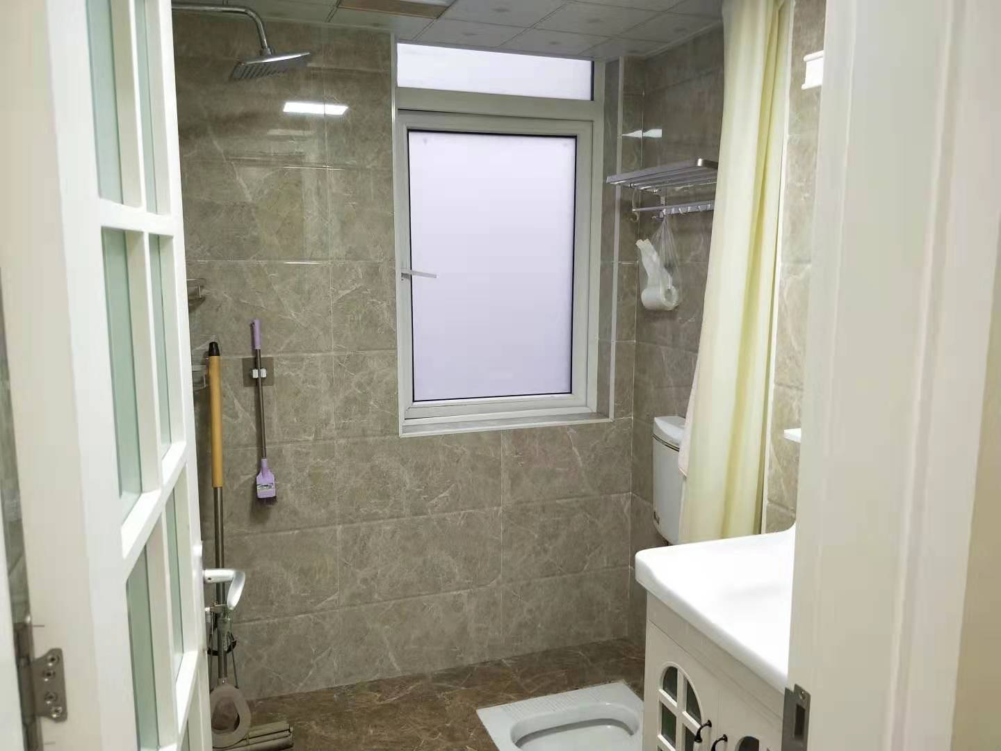 塞纳河畔·法式洋房·电梯中间楼层·两居室拎包入住1700/月