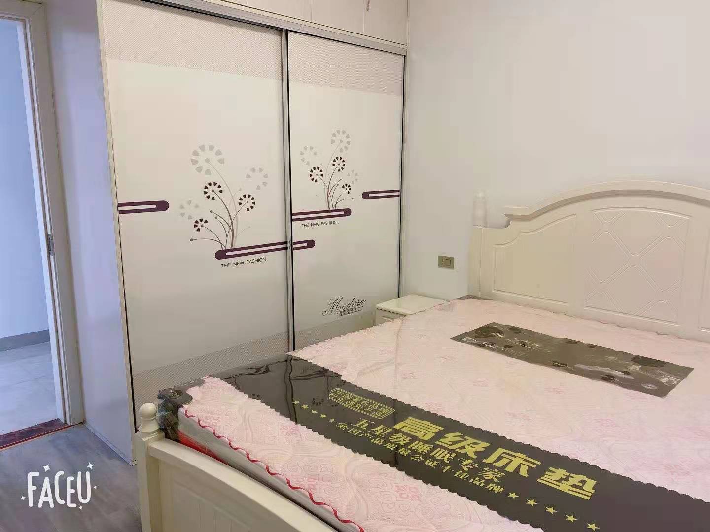 雍景新城·精装修两室两厅·干净整洁·拎包入住1500/月