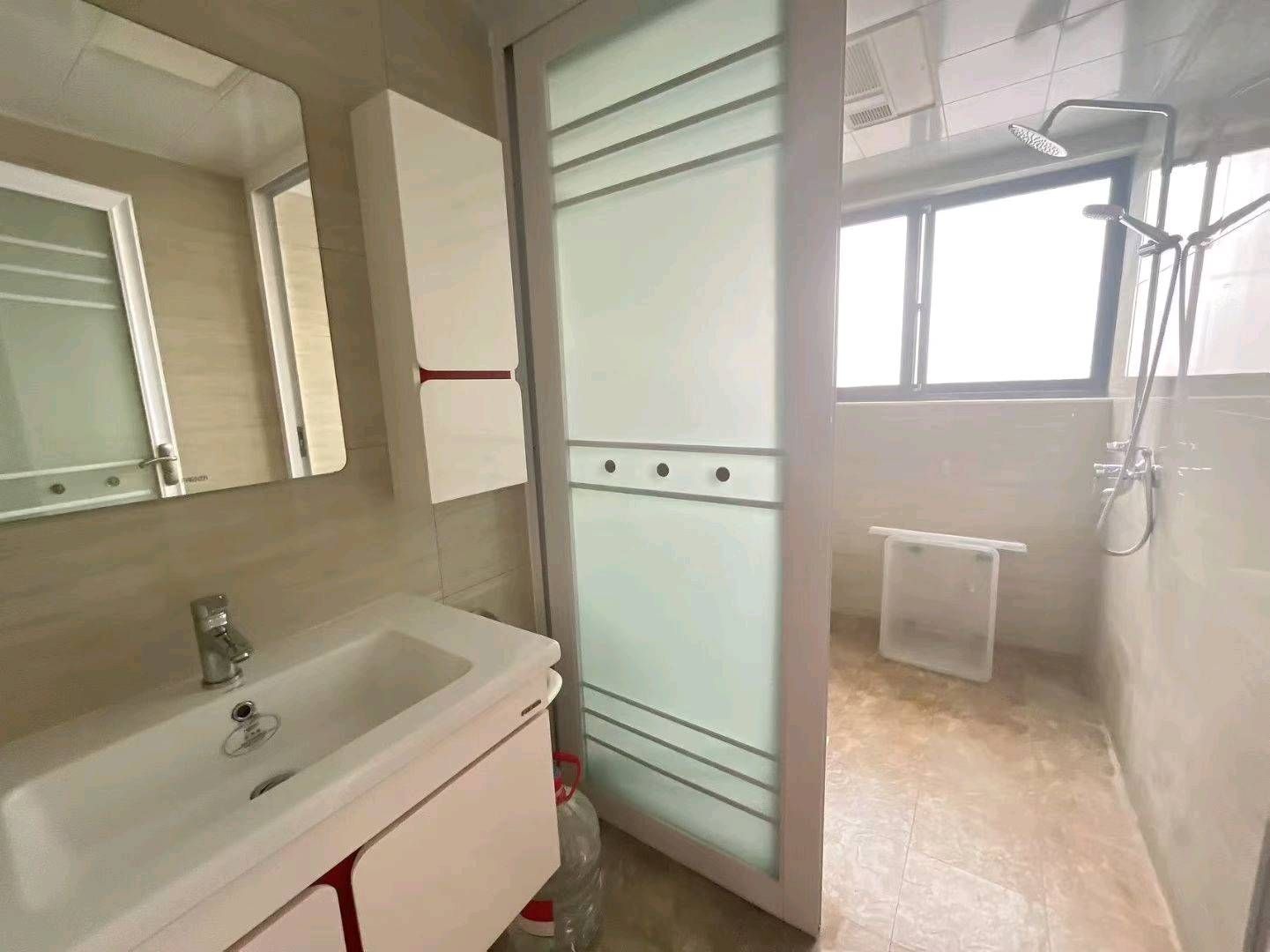 高铁片区·丰业盛世·成熟小区·拎包入住价格：59万