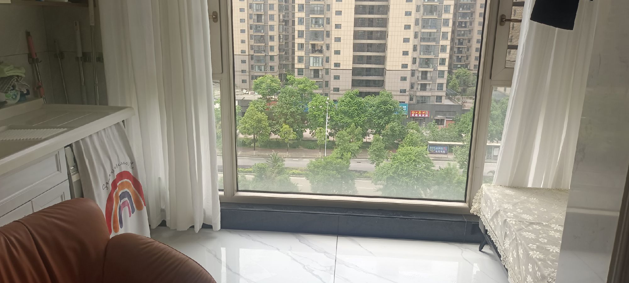 碧桂园北站·全新装修三房·拎包入住·带车位一个