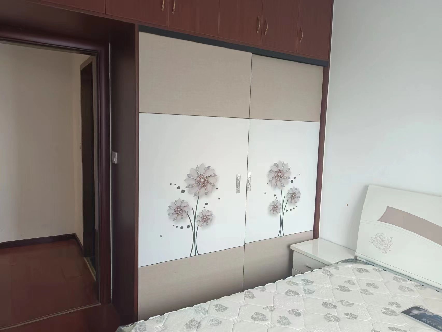 赤壁印象·一室一厅·家电齐全·拎包入住1200/月