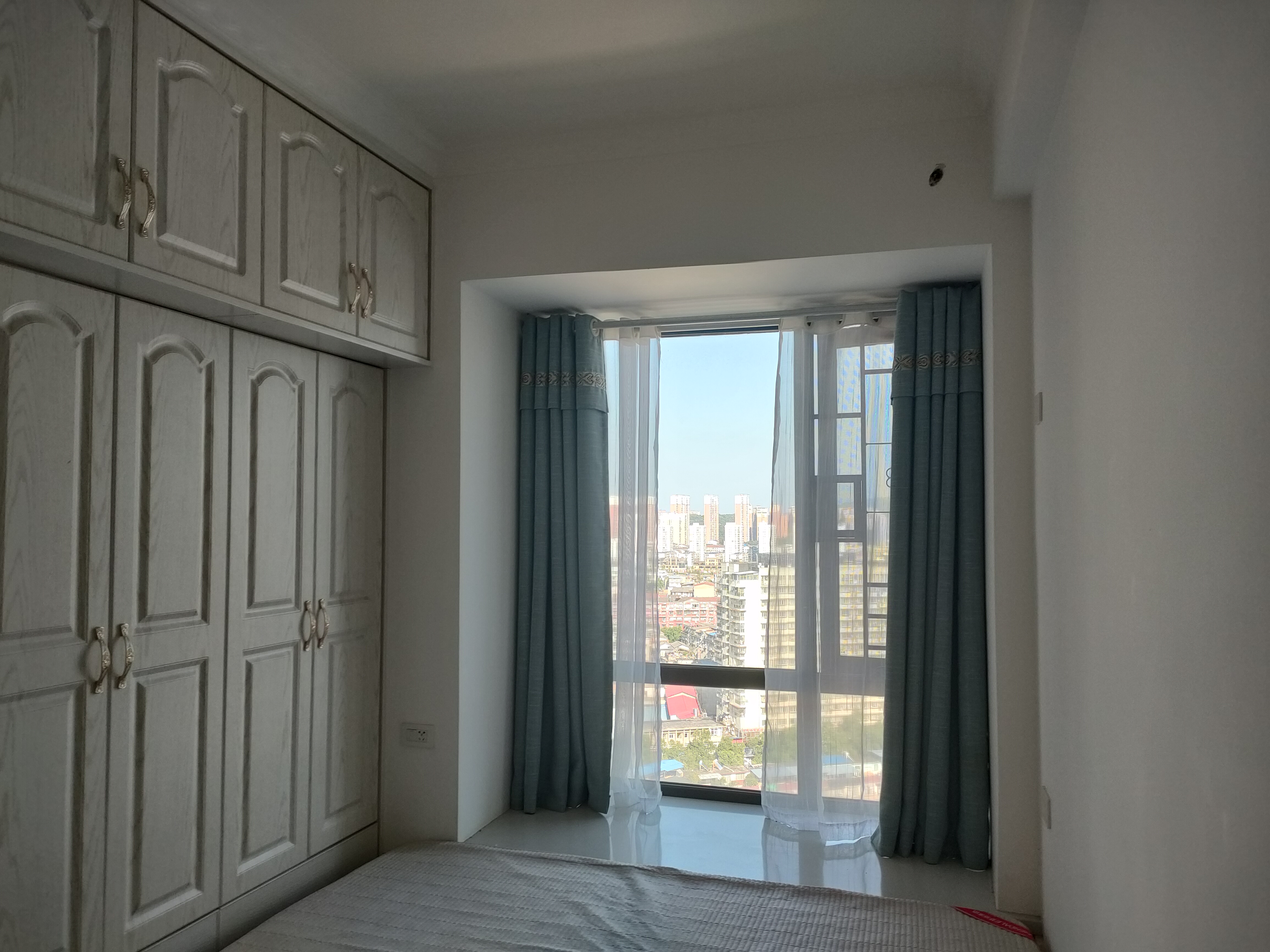 西湖国际·两室两厅·拎包入住·有密码看房/1500月