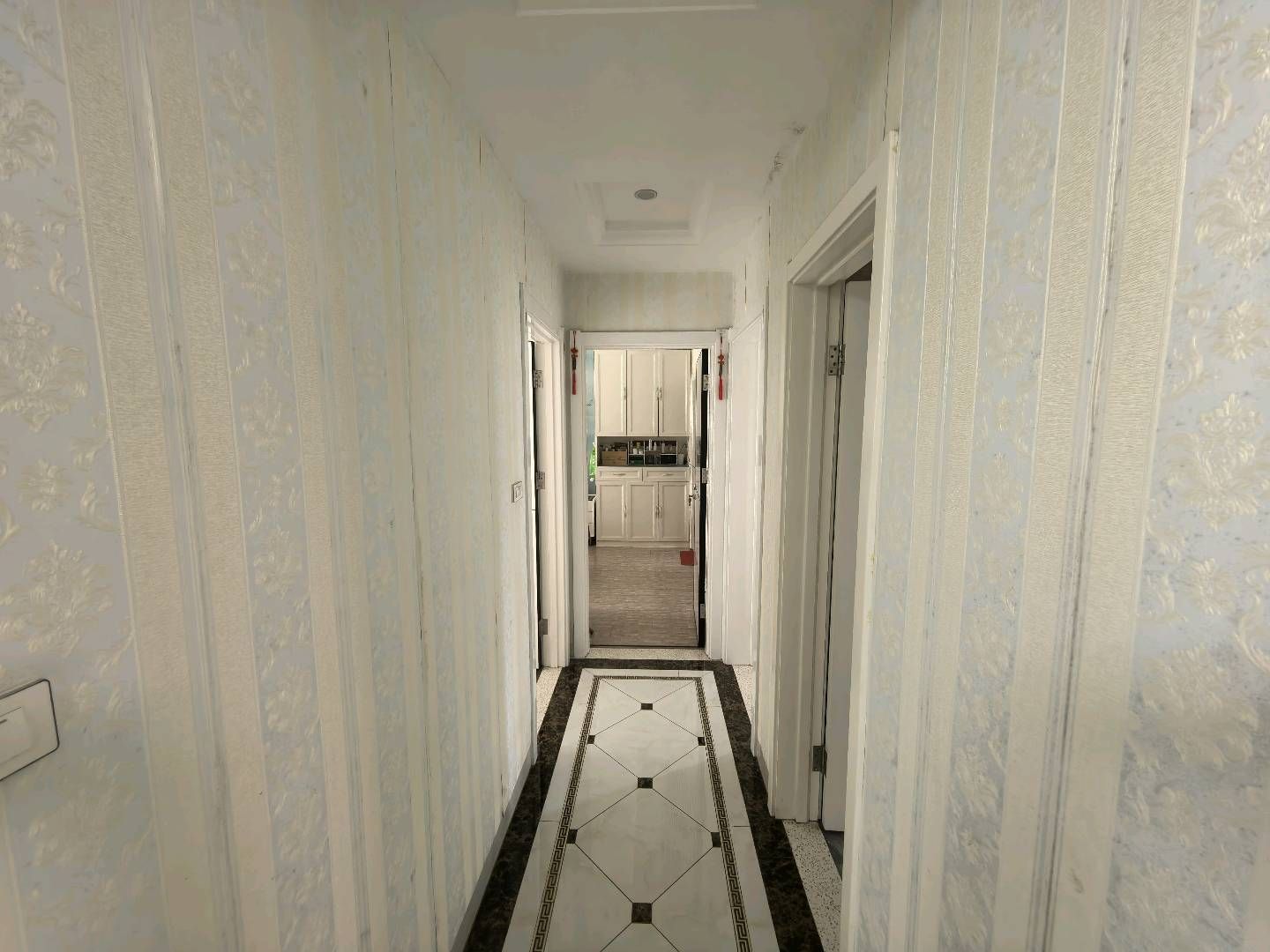 雍景新城·楼栋好位置·118平8成新·诚意出售55万