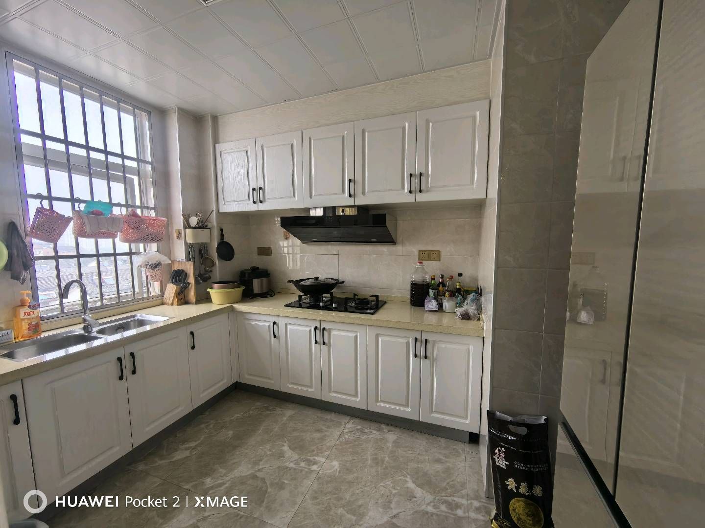 福星花园朝南三房带电梯出行方便无遮挡房东急售