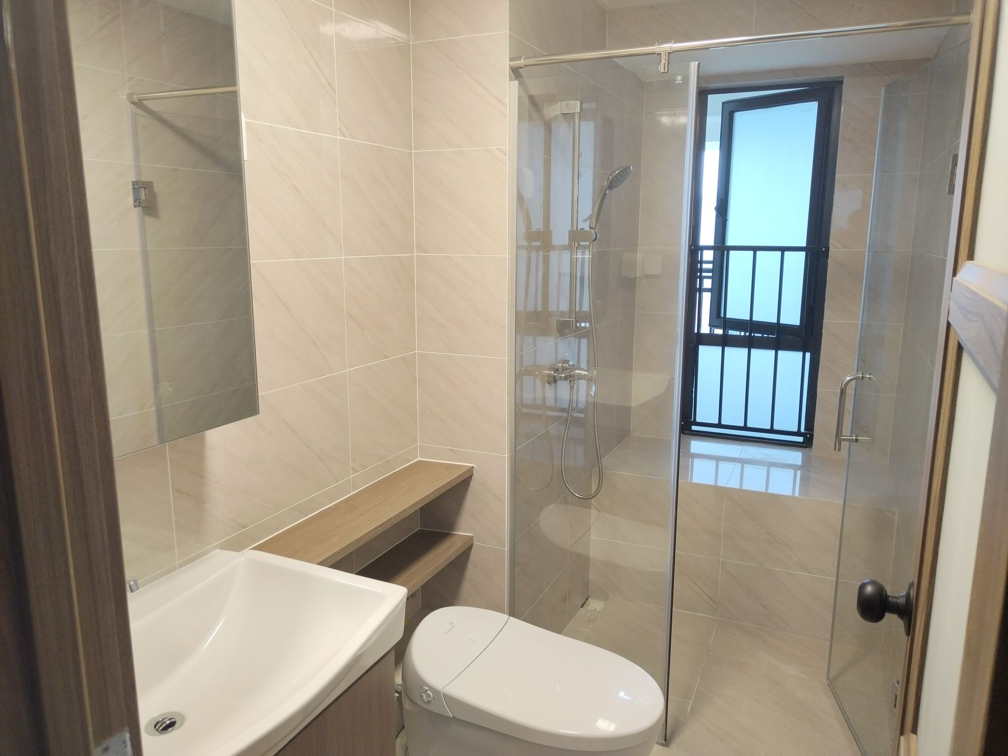 北站碧桂园·精装修三居室·环境优美·拎包入住1500/月