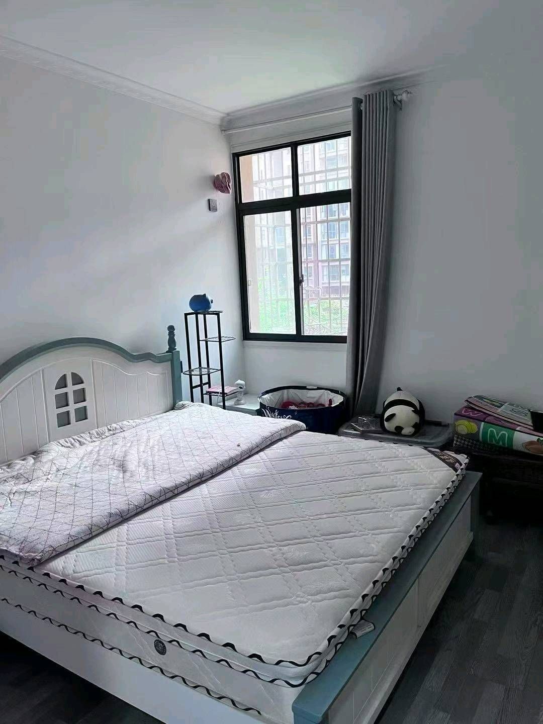 长城花园·崭新装修·地段好·有证卖45万