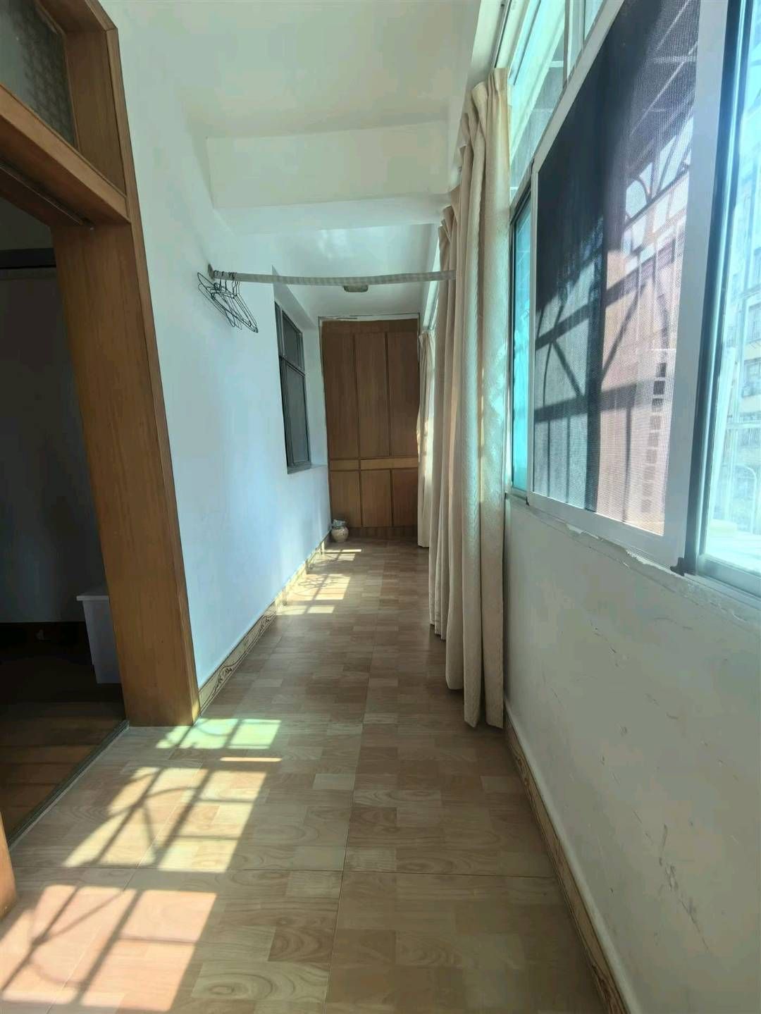 城北花园·130平方·三房两厅两卫·步梯三楼·37万