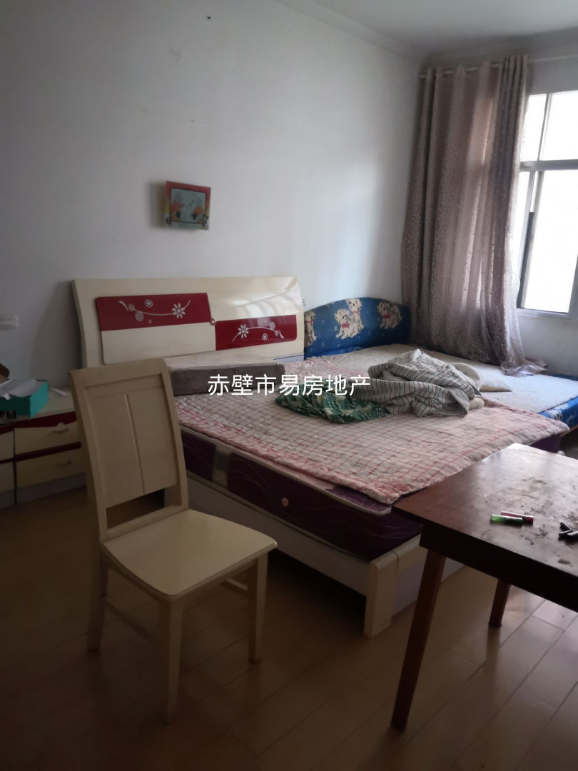 北站陈家湾·中层4室2厅2卫·家私家电齐全·可拎包入住1000/月