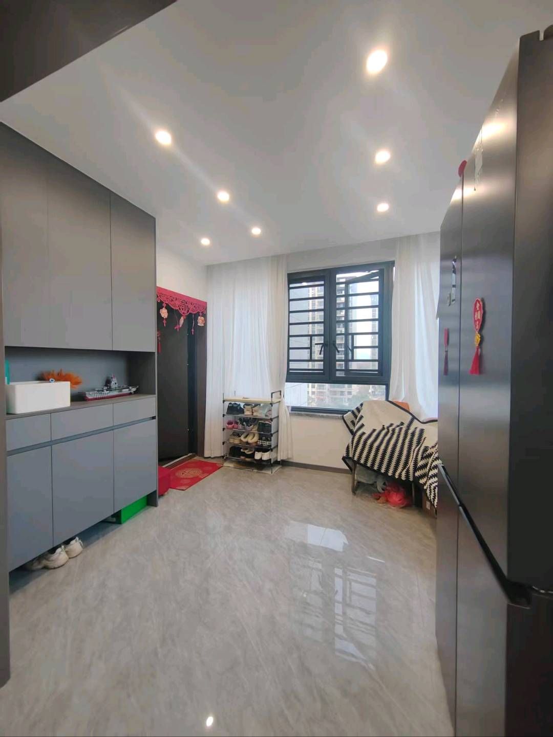 鹏成翰林府·专梯专户·9.9成新·精装修直接入住68万