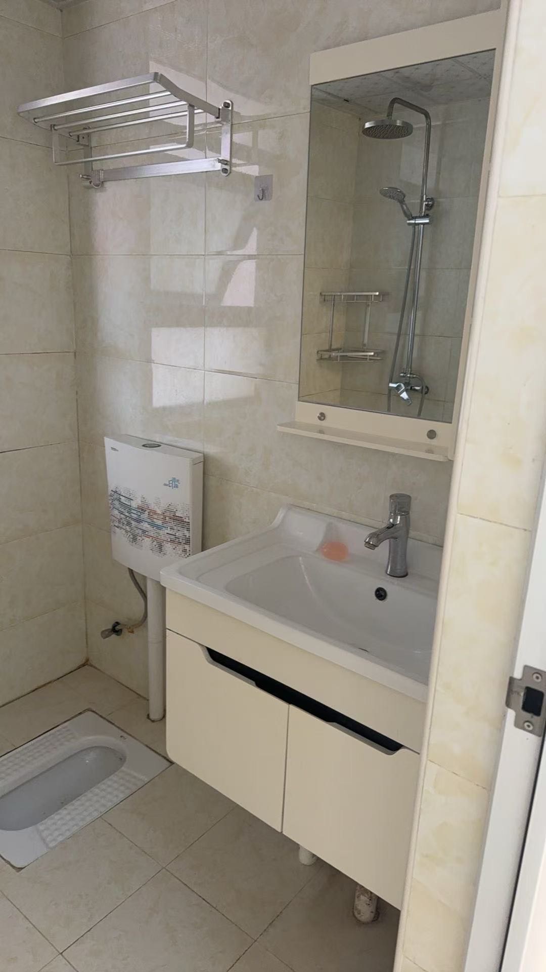 赤壁印象五号公馆·一室一厅·拎包入住/1100月