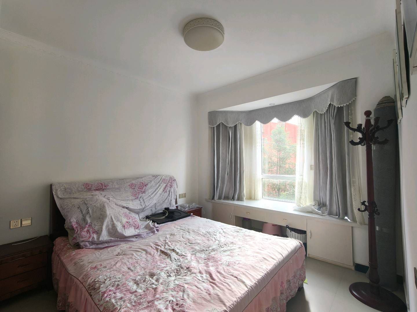 塞纳河畔·经典三房·105平方·报价43万