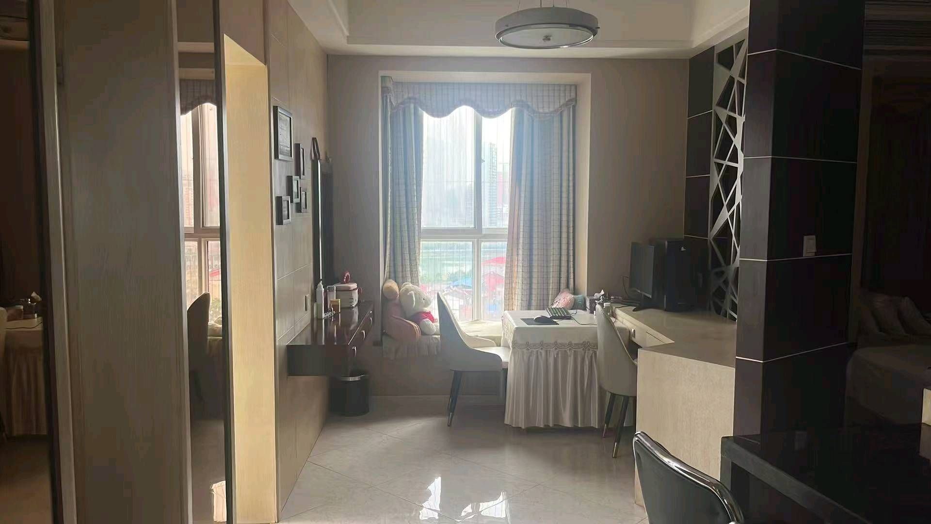 银河花园·2室1厅/1000月拎包入住