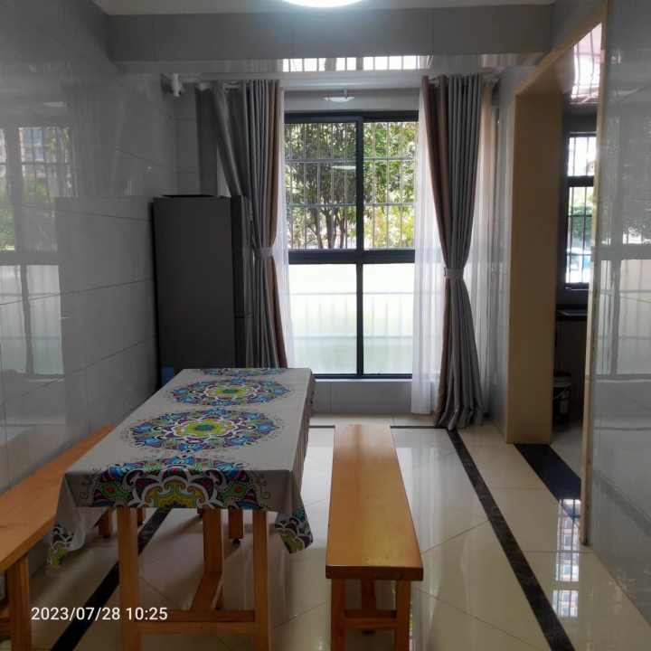 同城上都·三室租房·家電齊全·居家辦公都可1800/月