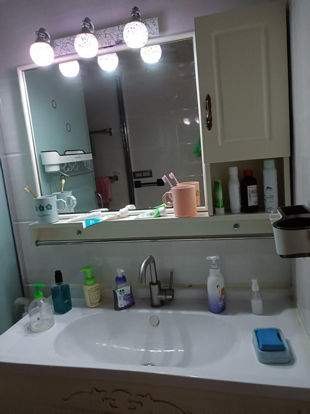 永邦欧洲城·步梯三楼·精装修三室两厅·出租1500/月
