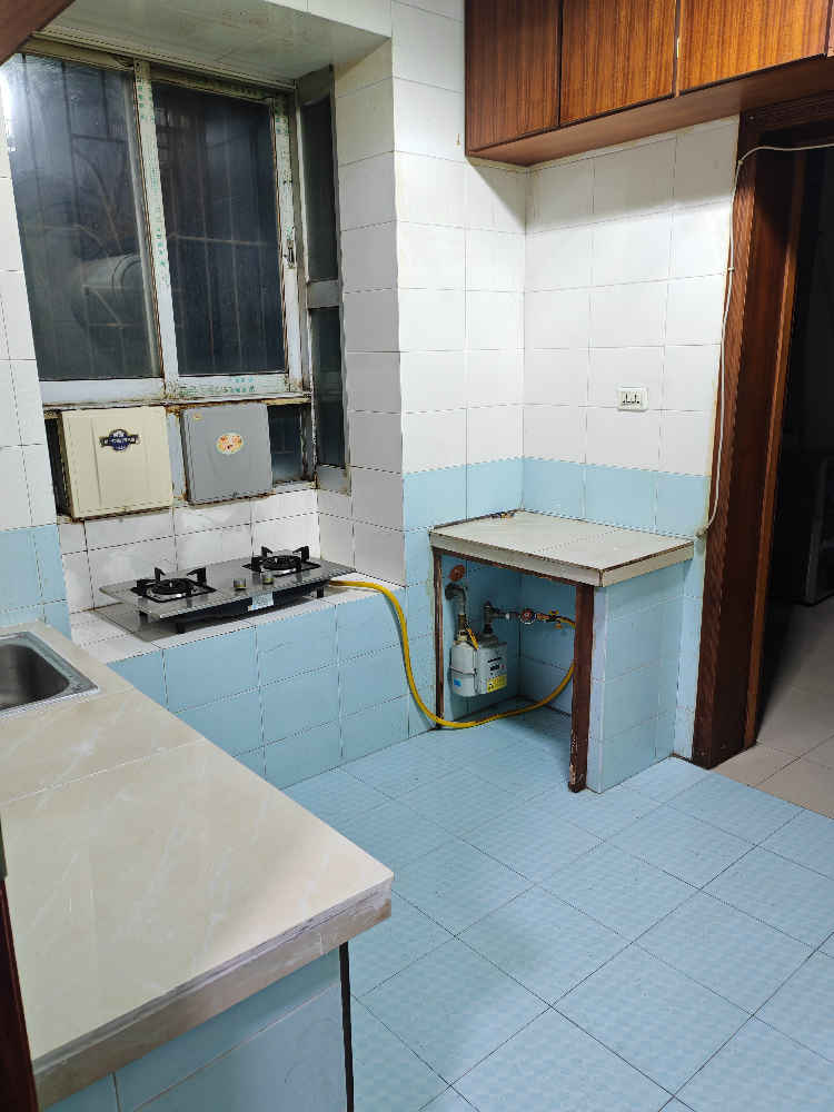 凯丰新村百家村二楼新福佳超市对面出租