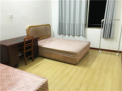 赤壁一中(高中部)学生陪读公寓出租